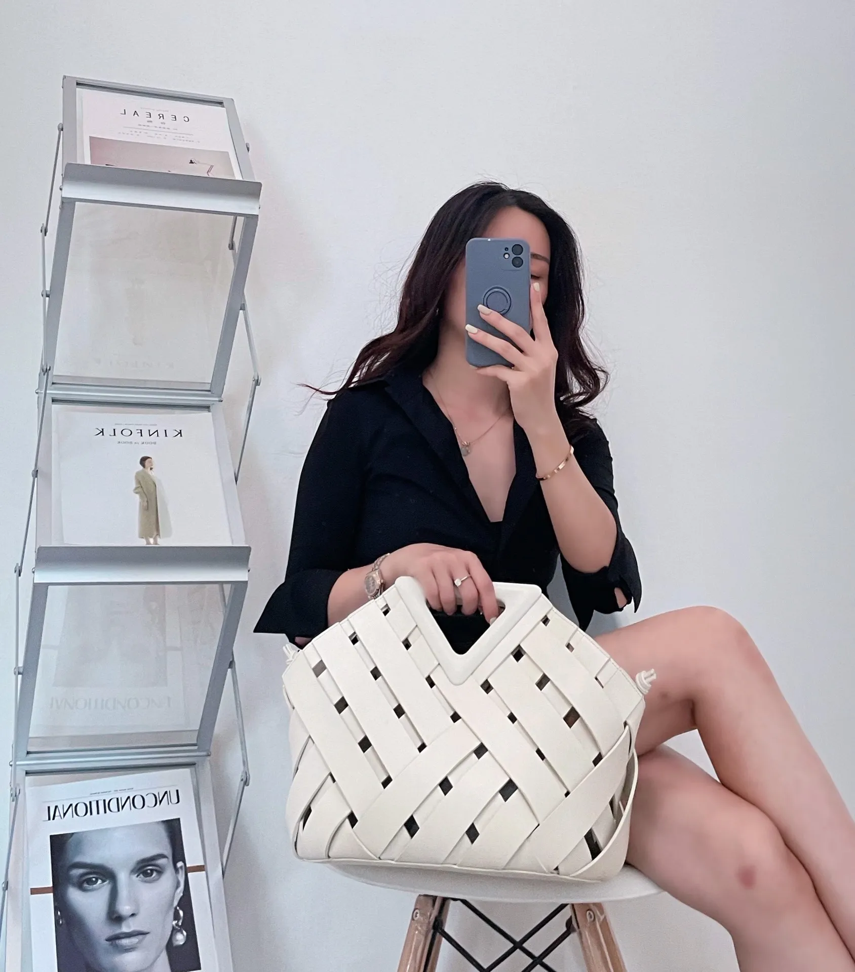 #自家小妹 Upper body renderings. Sometimes relaxed and casual, sometimes high-end and classic. Very suitable for fashionable ladies.